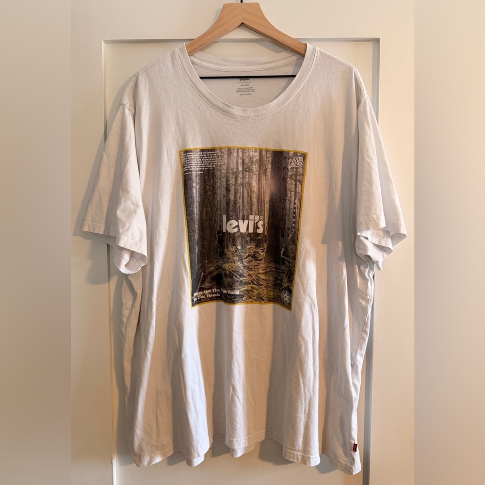 Levi’s Short Sleeve Graphic T-Shirt - Men’s Size 2XL - Relaxed Fit - Forest